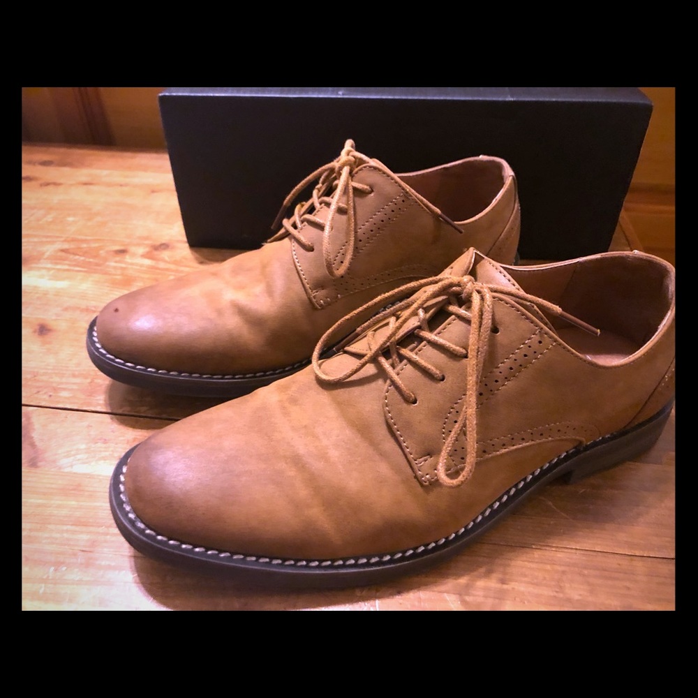 Size 8 men’s shoe